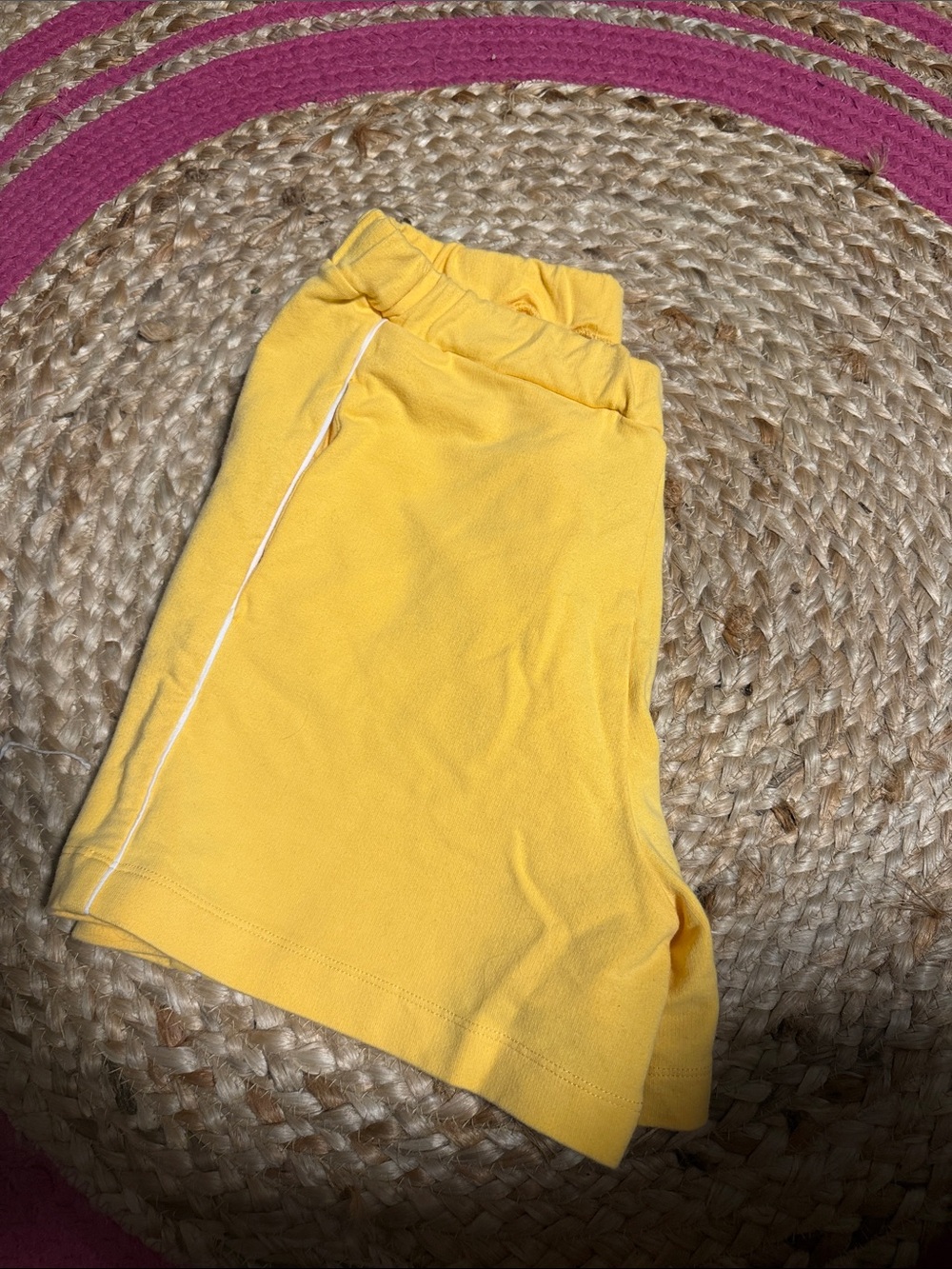 The Sunday Collective Yellow SIZE 10/11 KIDS- FIT LIKE ADULT XS/S
